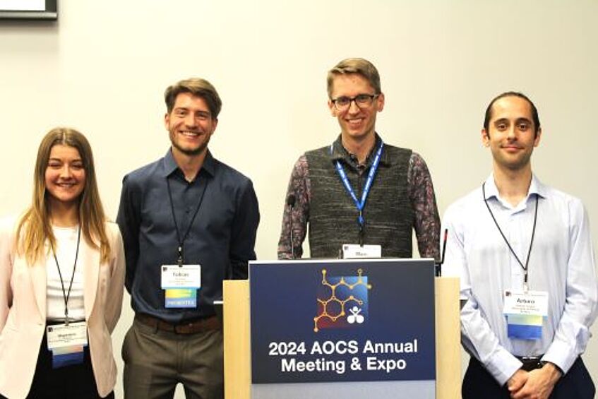 Group picture from AOCS Kongress 2024 vfrom left to right Magdalena Osowiecka, Tobias Pointer, Marc Pignitter and Arturo Aunon-Lopez